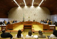 STF aprova restrição do foro privilegiado para deputados e senadores