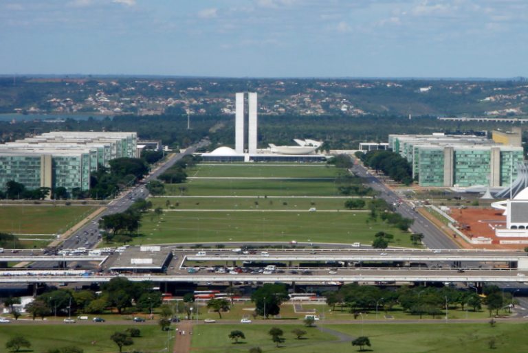 Saltos e sobressaltos... - ODEBATEON