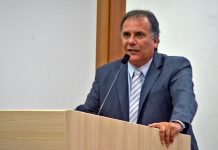 Vereador destaca a luta dos professores por melhores condições de trabalho