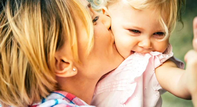 Nova-pesquisa-confirma-que-as-crianças-obter-a-sua-inteligência-de-sua-mãe-site-830×450