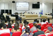 Em audiência, servidores do ESF cobram inclusão no plano de cargos da prefeitura