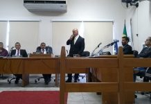 Câmara Municipal aprova orçamento 2019 com emendas Vereadores aprovaram o projeto de lei do Poder Executivo em sessão extraordinária