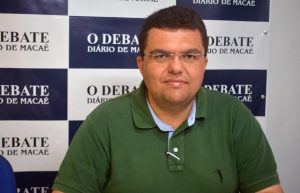 Chico_machado_redação_debate