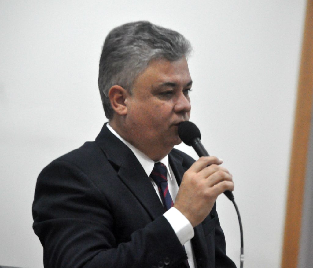 Gabinete de Robson Oliveira divulga selecionados de processo seletivo