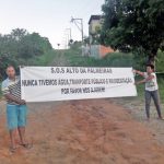 Manifesto ocorreu por volta das 6h e causou a interdição parcial da via. Moradores denunciam o abandono do poder público – Divulgação