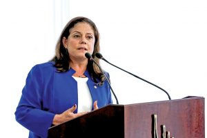 aeroporto-macae-odebateon-soraya