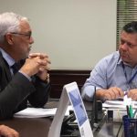 Maxwell Vaz e Cláudio Dutra discutiram andamento de licenciamento do Tepor – Divulgação