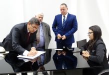 Vereadores Marcio Barcelos e Luciano Diniz tomam posse na Câmara