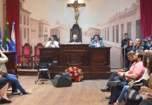 Defesa da democracia marca a inauguração do Centro Cultural do Legislativo