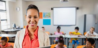 Capes incentiva a formação de professores - ODEBATEON