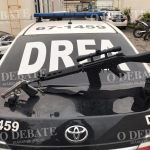 Além das prisões, agentes militares apreenderam um fuzil e pistola vindo do Rio para Macaé – Polícia Civil 