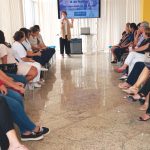 Marilena Garcia conversou com as mulheres homenageadas no evento, abordando assuntos de interesse de todas elas