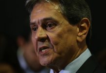 Ex-deputado Roberto Jefferson já está no presídio em Benfica