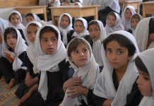 Afeganistão - mulheres têm educação prejudicada pelo novo regimento - ODEBATEON