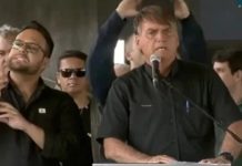 Em discurso duríssimo, Bolsonaro cita militares, volta a tocar em temas delicados e manda recado ao TSE