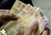 Caixa paga Auxílio Brasil a beneficiários com NIS final 9