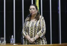Bia Kicis se manifesta sobre protestos no Distrito Federal