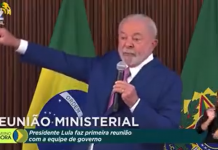 Lula admite toma-lá-dá-cá com deputados e senadores e menospreza preparo tecnico de ministros