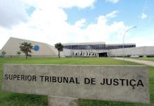 Médico que denunciou aborto de sua paciente está errado, diz STJ