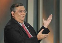 Dino trata com descaso e veta PF em ato de recepção a Bolsonaro