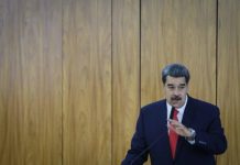 Seguranças de Maduro agridem jornalista da Globo no Itamaraty