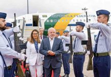 Lula pede avião maior e receberá da FAB aeronave de uso militar