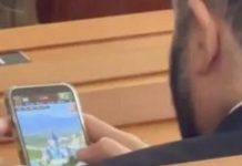 Candidato ao STJ joga no celular durante discurso de Moraes