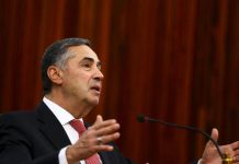 Barroso é “réu confesso”, diz Malafaia