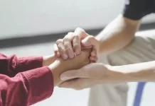 Setembro amarelo: como identificar pessoas que precisam de ajuda