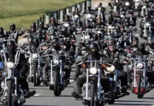 Macaé Moto Week 2025: três dias de rock e ronco dos motores; veja programação