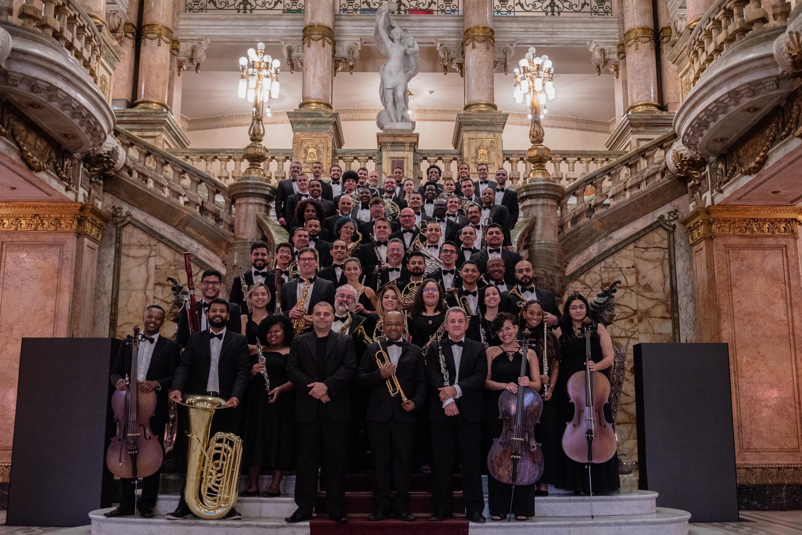 Orquestra de Sopros Nova Aurora inicia temporada 2026 no Theatro Municipal do Rio