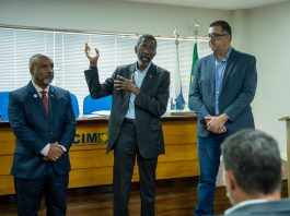 Macaé estreita relações comerciais com Angola em encontro na Acim