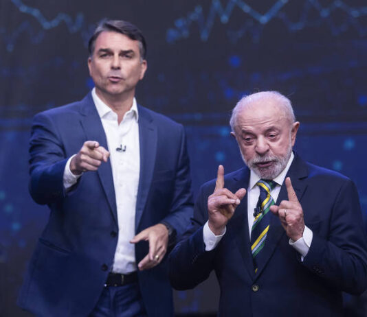 Globo realiza hoje o último debate entre Lula e Flávio Bolsonaro