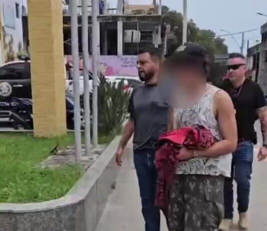 Filho é preso por violar medida protetiva da própria mãe em Macaé